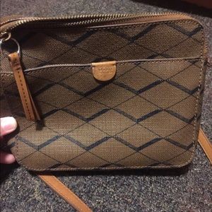 Fossil Brown Cross body purse, great condition